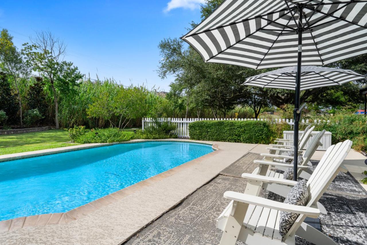 פלוגרוויל The Plantation House Boutique Inn מראה חיצוני תמונה
