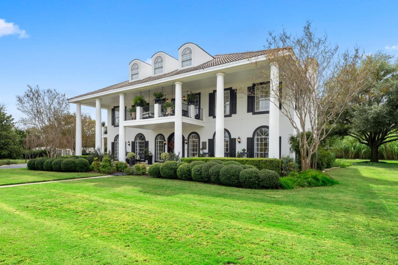 פלוגרוויל The Plantation House Boutique Inn מראה חיצוני תמונה