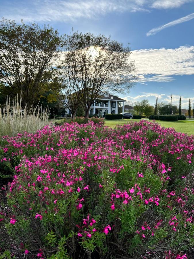 פלוגרוויל The Plantation House Boutique Inn מראה חיצוני תמונה