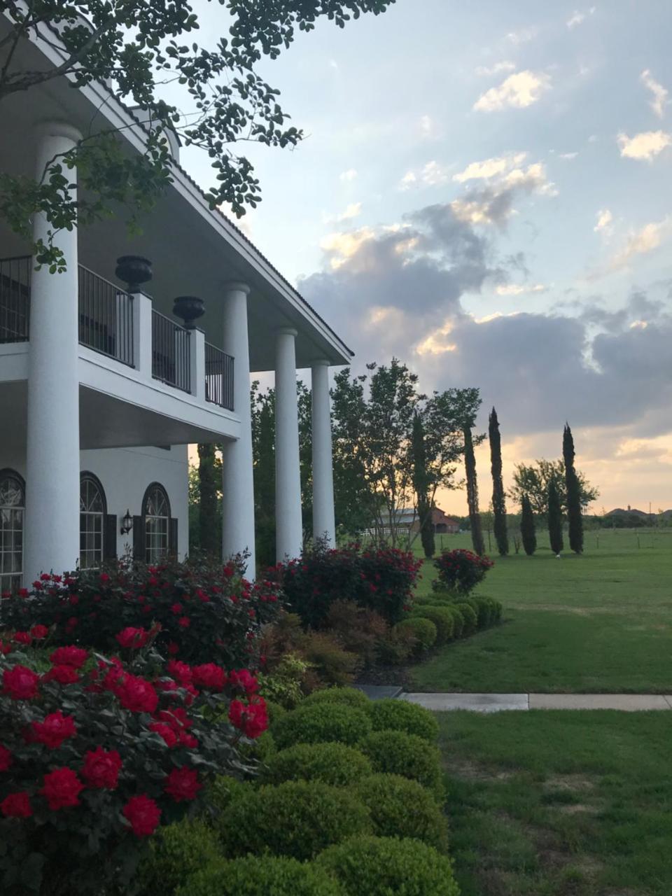 פלוגרוויל The Plantation House Boutique Inn מראה חיצוני תמונה