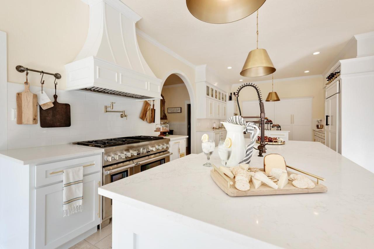 פלוגרוויל The Plantation House Boutique Inn מראה חיצוני תמונה